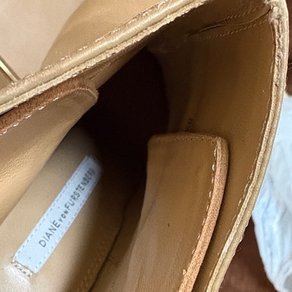 Elegant Tan Ankle Boots by Diane Von Furstenbeeg - Picture 3 of 6